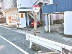 「矢ノ津坂」バス停留所