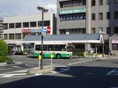 「橿原神宮駅西口」バス停留所