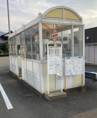 「小松総合支所前」バス停留所