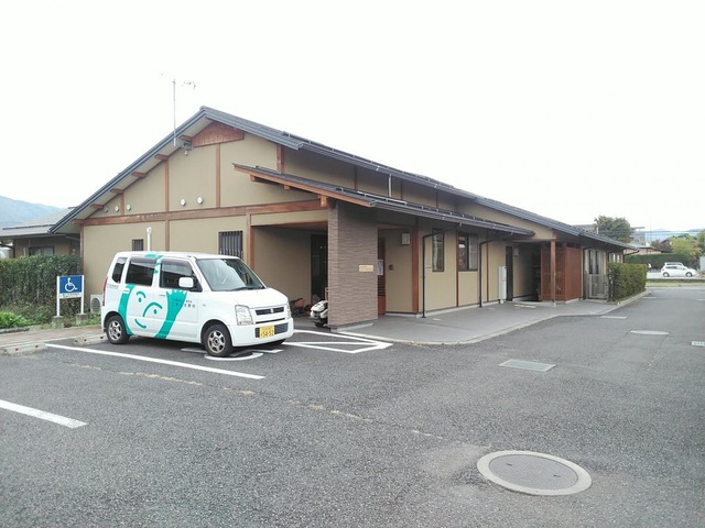 こまくさ野村宮の前