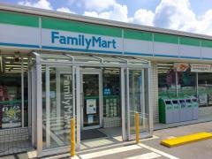ファミリーマート　上中三宅店