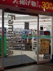 ファミリーマート　わらび西口店