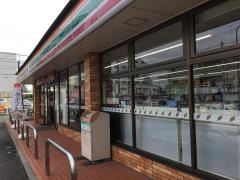 セブンイレブン　新小平駅前店