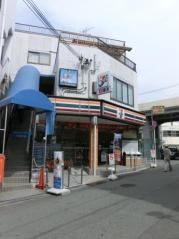 セブンイレブン　阪急石橋駅前店