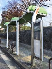 「県精神医療センター」バス停留所