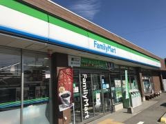 ファミリーマート　一宮竹谷店