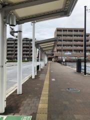 「近鉄大久保」バス停留所