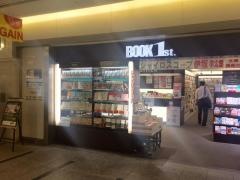 ブックファースト　クリスタ長堀店