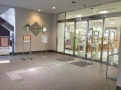 橿原市立図書館