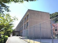 防府市立華西中学校