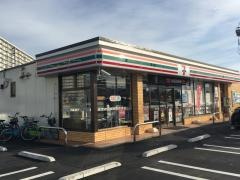 セブンイレブン　三郷駒形店