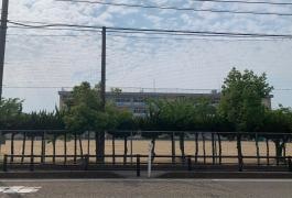 横田小学校