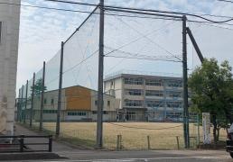 横田小学校