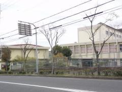 神戸市立西落合中学校
