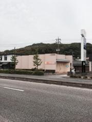 しが歯科医院