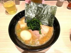 イエケイノセカイ