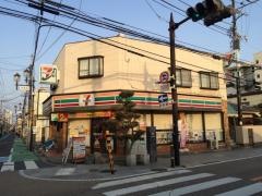 セブンイレブン　蕨駅前通り店