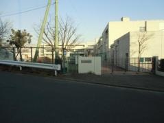 緑園東小学校