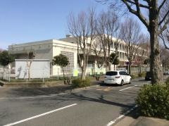 緑園東小学校