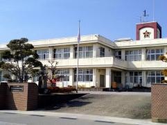 びわ南小学校
