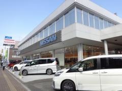 福岡日産東比恵店