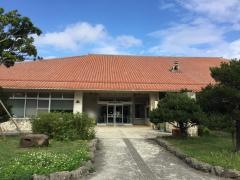豊見城市立中央図書館