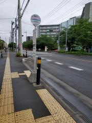 「草加市立病院」バス停留所