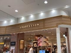ＬＯＷＲＹＳ　ＦＡＲＭ　Ｅｔ.　イオンモール羽生