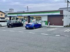 ファミリーマート　津山天神橋店