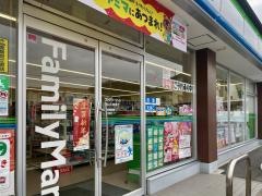 ファミリーマート　津山天神橋店