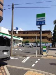 ファミリーマート　三園一丁目店