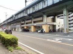 セブンイレブン　ＪＲ高島駅西店