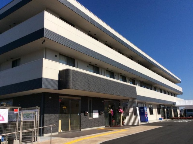 フラワーホーム 施設外観
