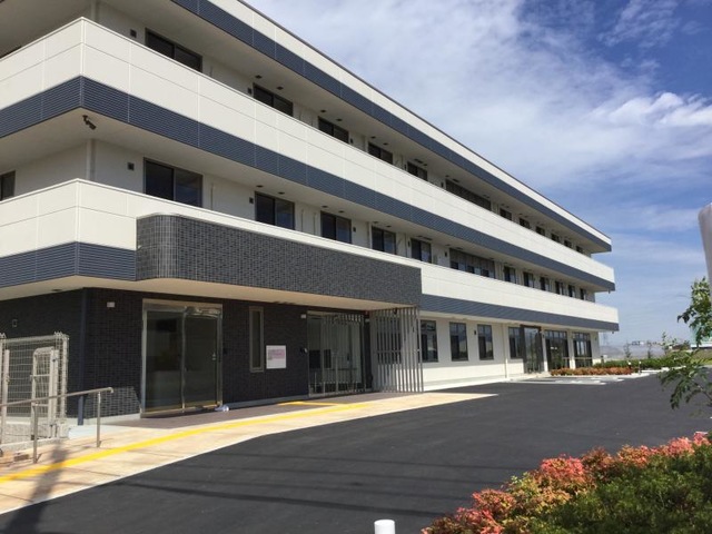 フラワーホーム 建物全景