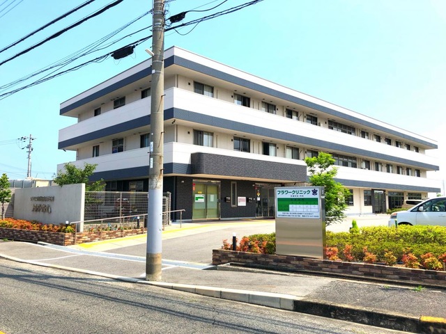 フラワーホーム 建物全景