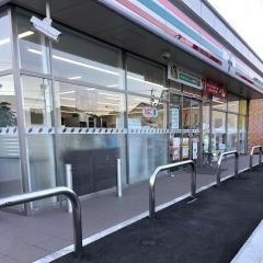 セブンイレブン　別府荘園店