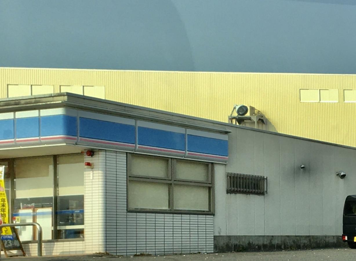 ローソン　木津川山城店