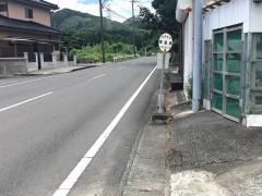 「乗越東」バス停留所