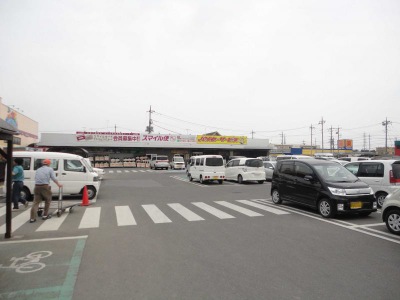 マーケットピア カンセキ真岡店 真岡市白布ケ丘