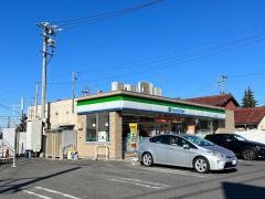 ファミリーマート　瀬戸東十三塚町店