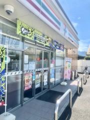 セブンイレブン　中央市布施店