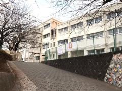 横浜市立戸塚中学校