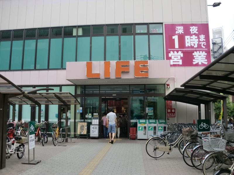 ライフ靱店