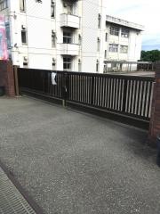 桐生市立新里中学校