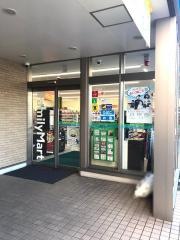 ファミリーマート　川崎東門前店