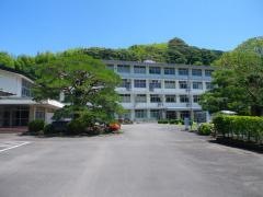 稲葉小学校