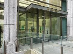 三菱ＵＦＪ銀行　カブドットコム支店