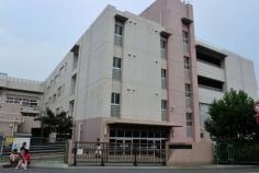山下みどり台小学校