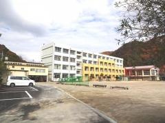 幸崎小学校