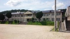 山内小学校
